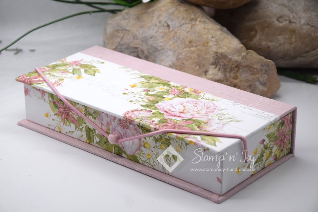 Stifte-Schachtel mit Klappdeckel ca. 21x10x4cm | Gänseblumenkranz floral | puderrosa | Art. Nr. 97040309